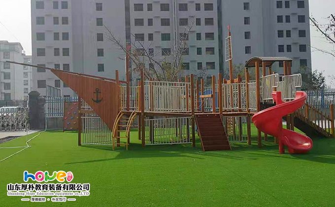 江蘇幼兒園戶外木質(zhì)滑梯案例