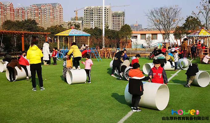 紅太陽幼兒園戶外自主探索游戲“安吉游戲”案例