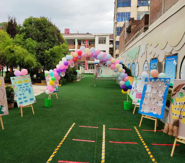 幼兒園秋季新學(xué)期幼兒園園長怎么開家長會(huì)